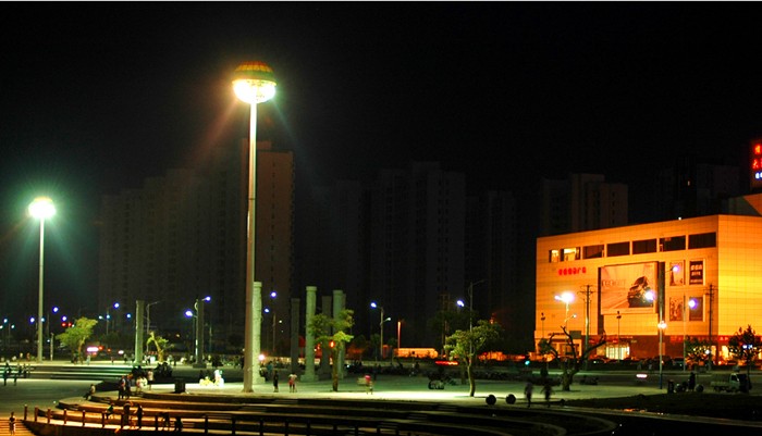 El centro comercial Guangzhou member Village shopping Mall LED High pole lighting Project
